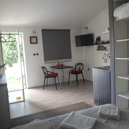 Studio Apartman Splash Pjescana Uvala Εξωτερικό φωτογραφία