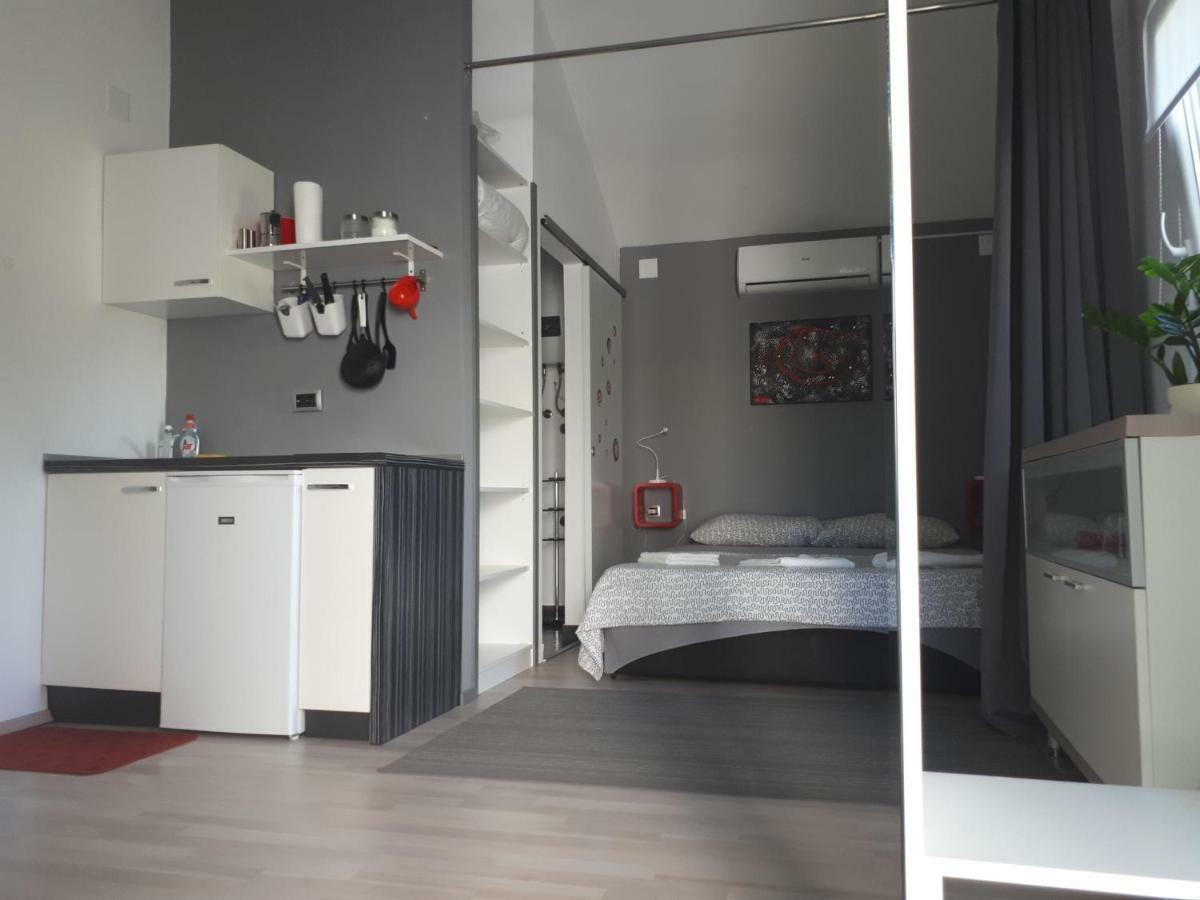 Studio Apartman Splash Pjescana Uvala Εξωτερικό φωτογραφία
